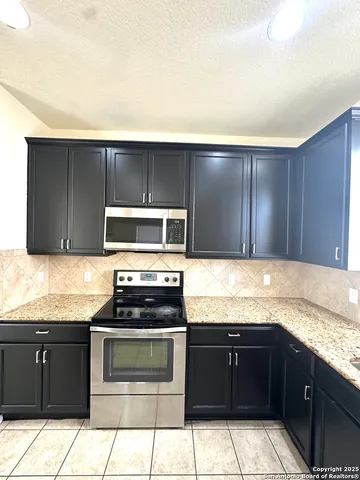$2,200 | 3950 Bent Grass, San Antonio, TX 78261