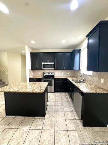 $2,200 | 3950 Bent Grass, San Antonio, TX 78261