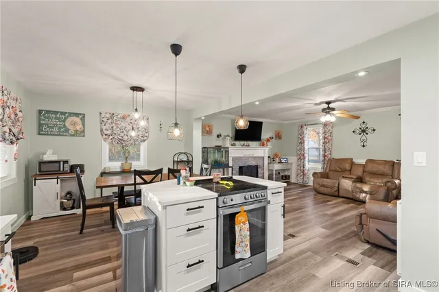 $393,000 | 3441 Country Lane Northeast, Lanesville, IN 47136