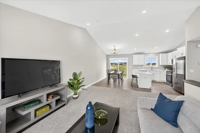 $404,900 | 1223 Woods Road Northeast, Isanti, MN 55040