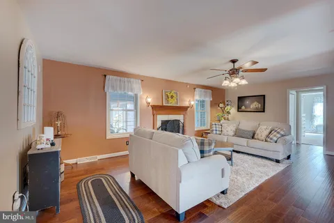 $699,990 | 33 Milbourn Manor Drive, Camden Wyoming, DE 19934
