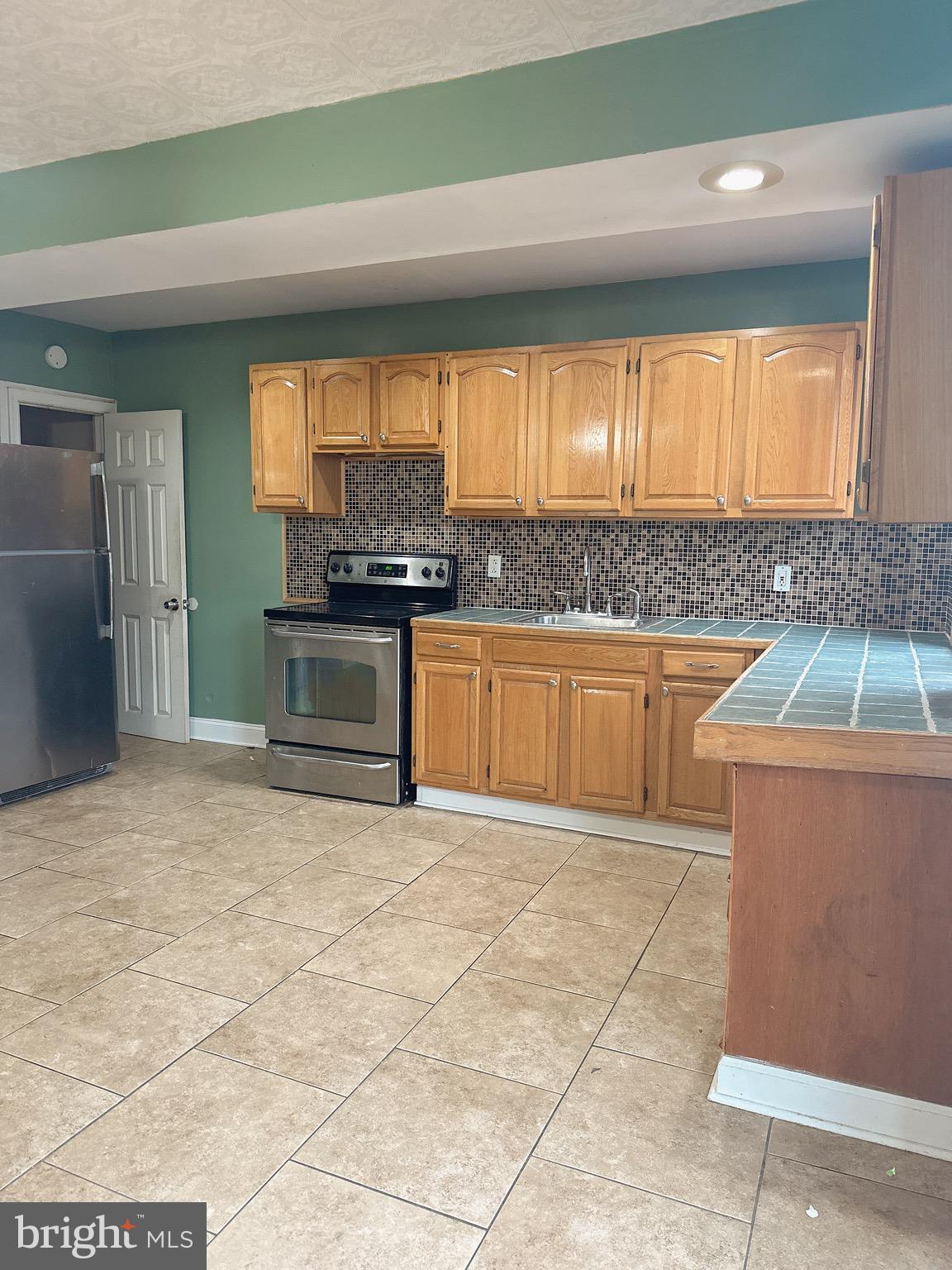 3051 Brighton Street Philadelphia, PA 19149 - Photo 6 of 16
