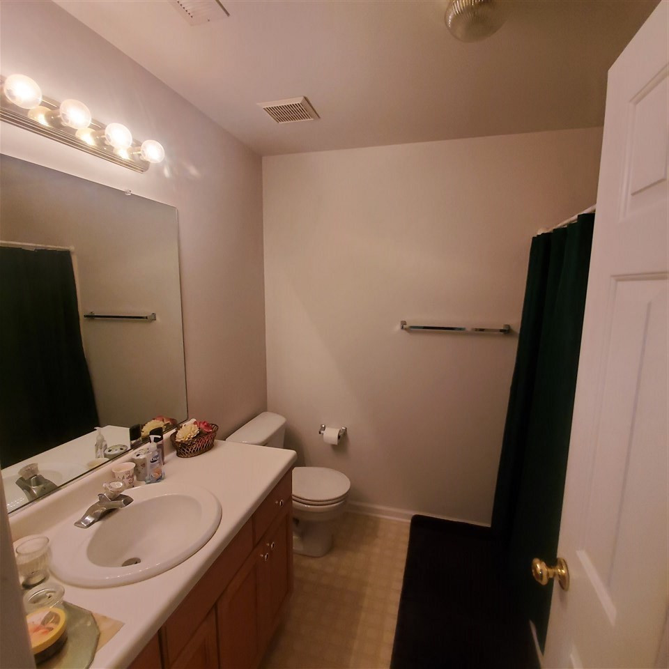 253 Dairy Road Clayton, NC 27520 - Photo 11 of 12 Bathroom