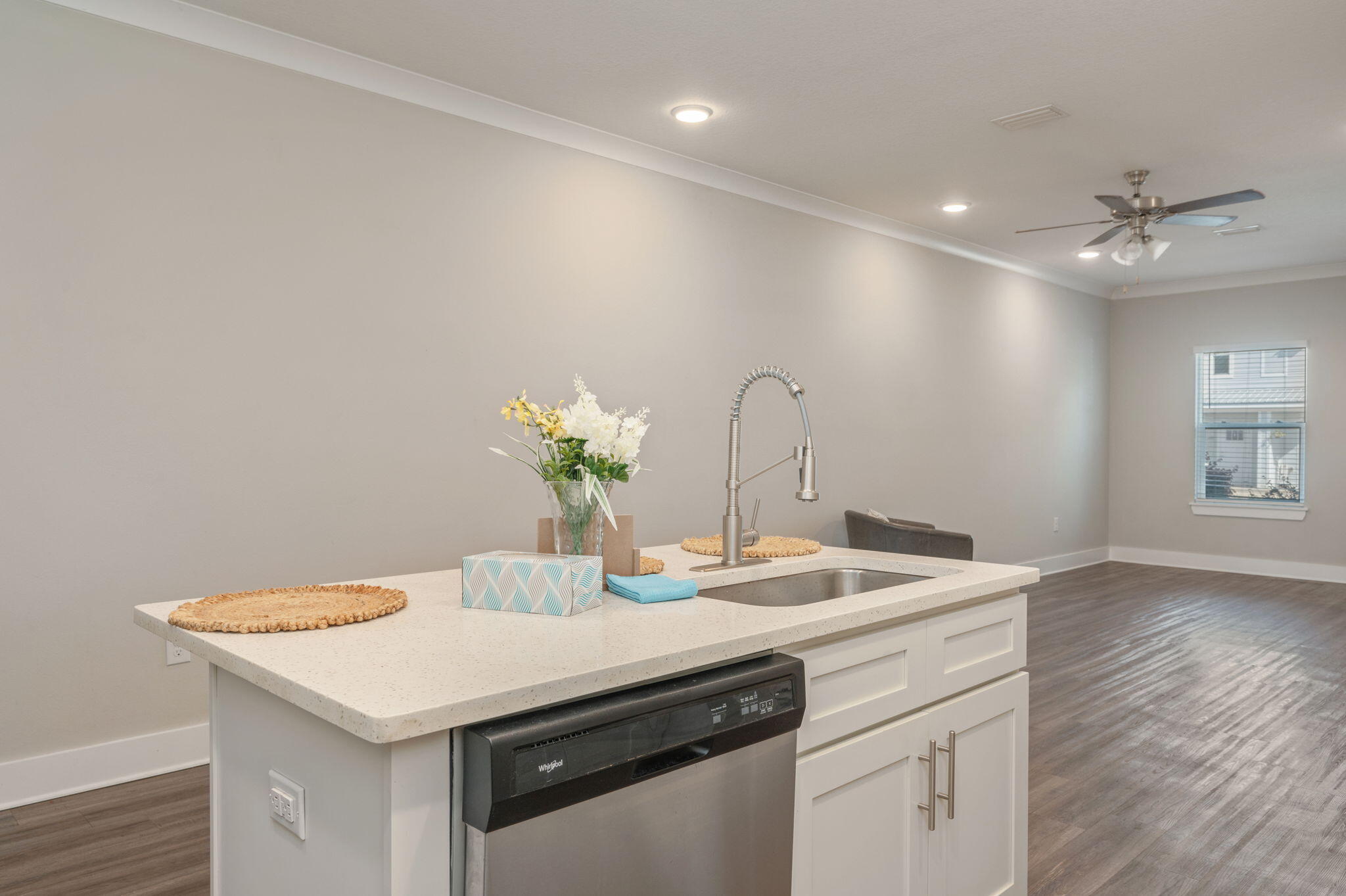 275 North Sand Palm Road, Unit 167VISTA Freeport, FL 32439 - Photo 12 of 40 a kitchen with a sink and a refrigerator