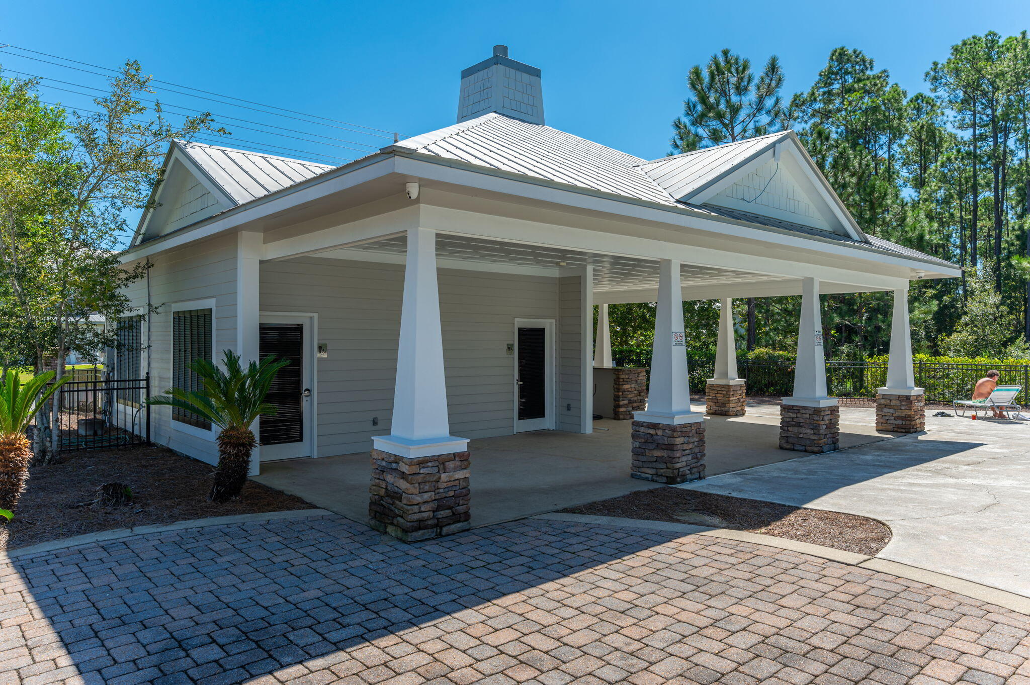 275 North Sand Palm Road, Unit 167VISTA Freeport, FL 32439 - Photo 33 of 40 a view of a house with backyard porch and sitting area