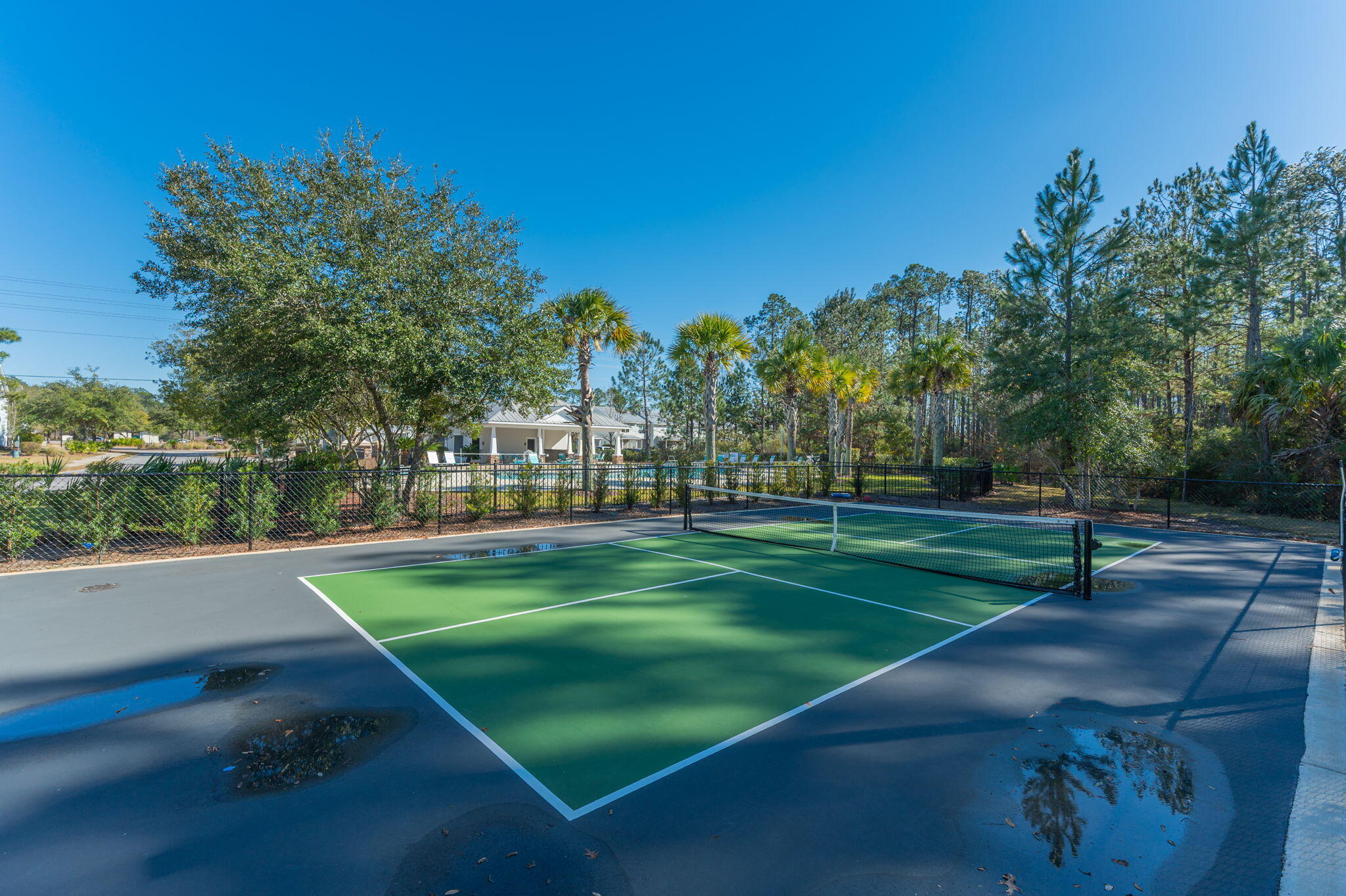 275 North Sand Palm Road, Unit 167VISTA Freeport, FL 32439 - Photo 38 of 40 a view of a park with large trees