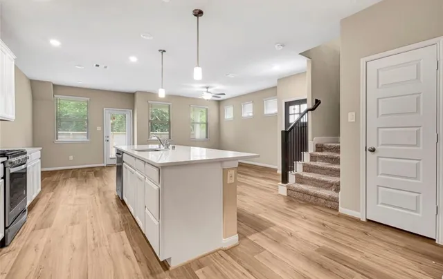 $2,700 | 16104 Oregon Oak Drive, Houston, TX 77084