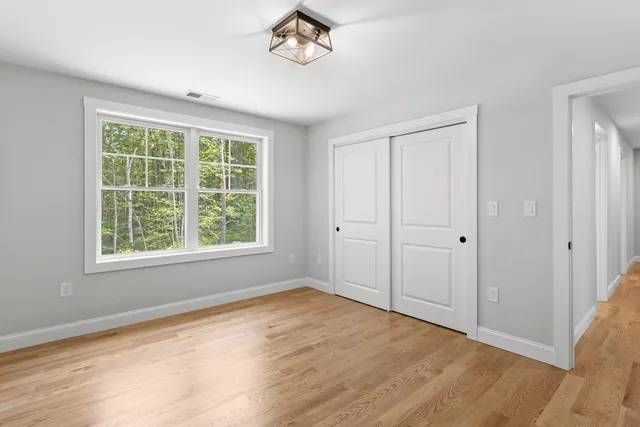 $798,900 | F88-9 McGettigan Road, Wilton, NH 03086