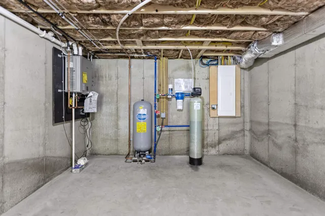 $798,900 | F88-9 McGettigan Road, Wilton, NH 03086