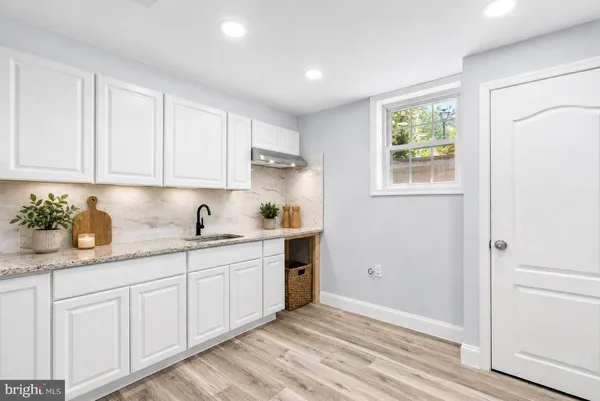 $2,800 | 108 Middle Point Court, Gaithersburg, MD 20877