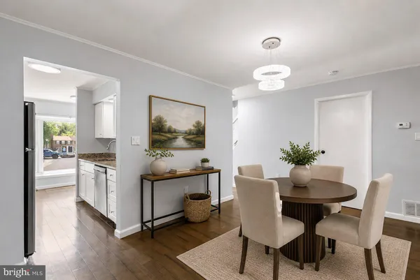 $2,800 | 108 Middle Point Court, Gaithersburg, MD 20877