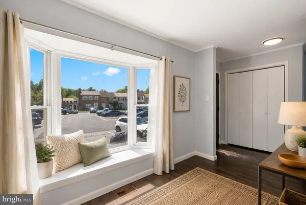 $2,800 | 108 Middle Point Court, Gaithersburg, MD 20877