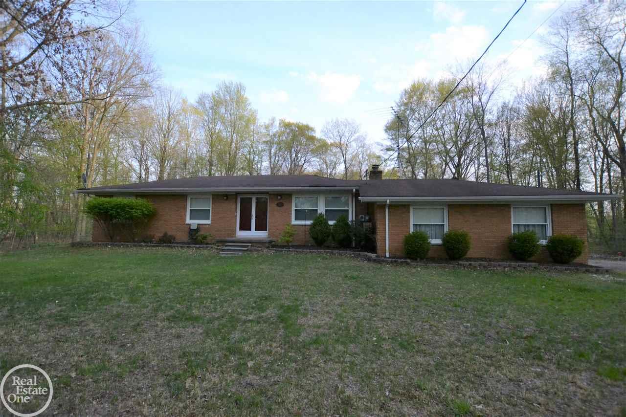 9465 Weber Road Columbus, MI 48063 - Photo 1 of 27 Front of Home