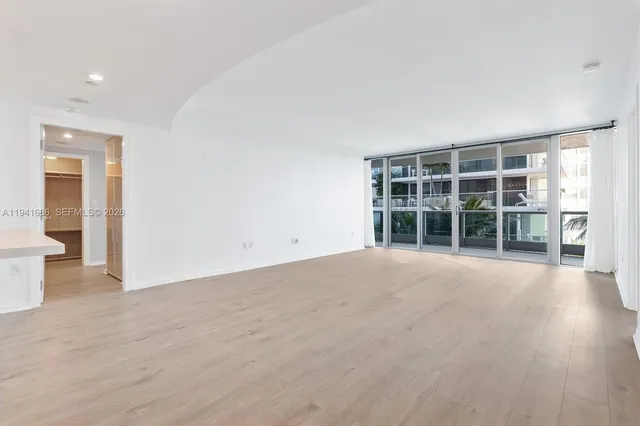 $1,700,000 | 9401 Collins Avenue, Unit 505, Surfside, FL 33154