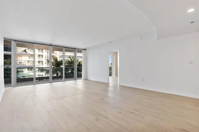 $1,700,000 | 9401 Collins Avenue, Unit 505, Surfside, FL 33154