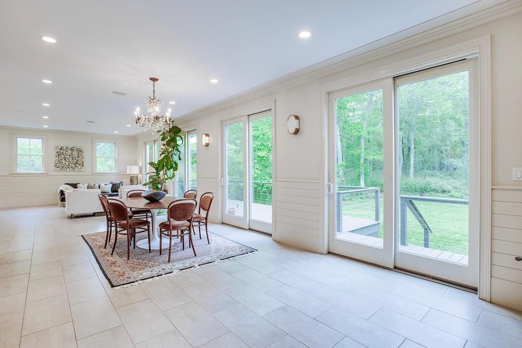 236 Carlisle Road Bedford, MA 01730 - Photo 9 of 29 Gallery Image 9