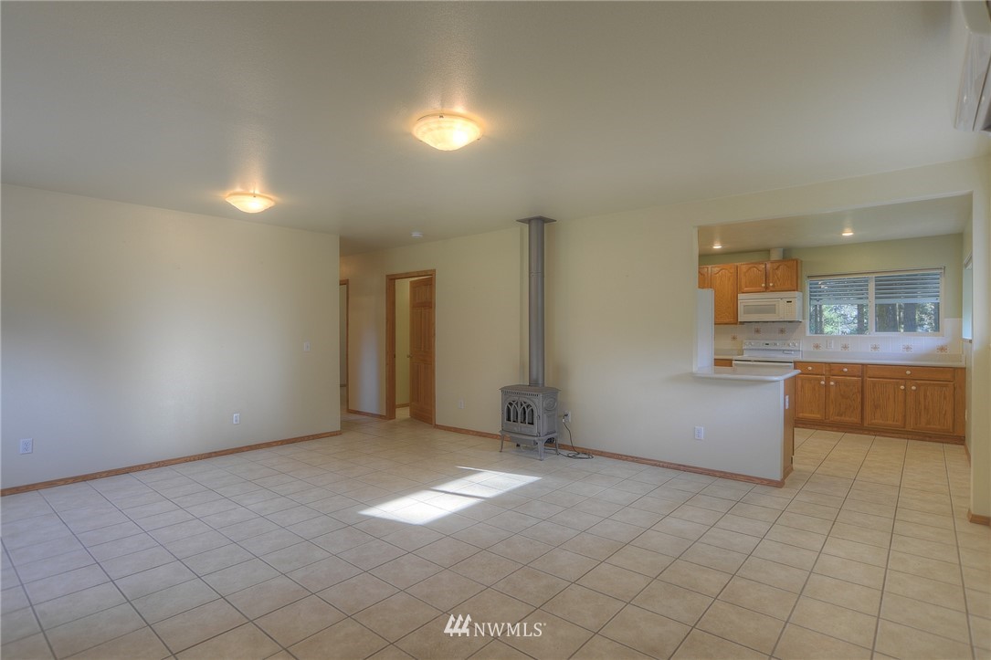 18720 Apricot Street Southwest Rochester, WA 98579 - Photo 2 of 23