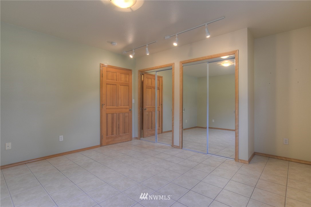 18720 Apricot Street Southwest Rochester, WA 98579 - Photo 12 of 23