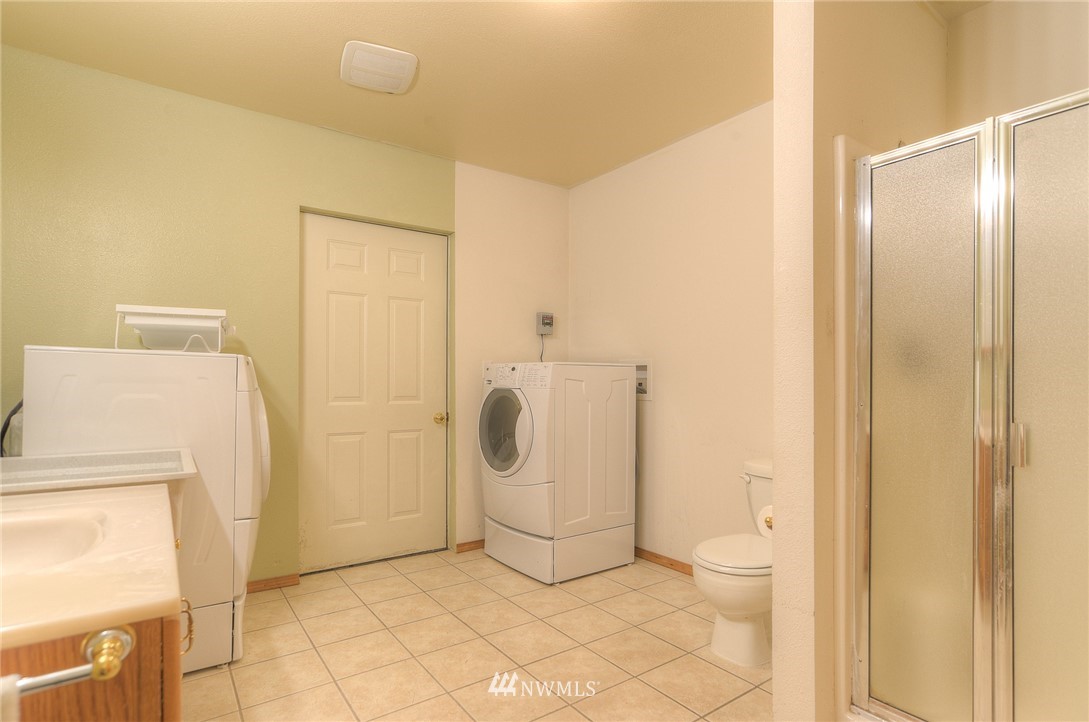 18720 Apricot Street Southwest Rochester, WA 98579 - Photo 15 of 23