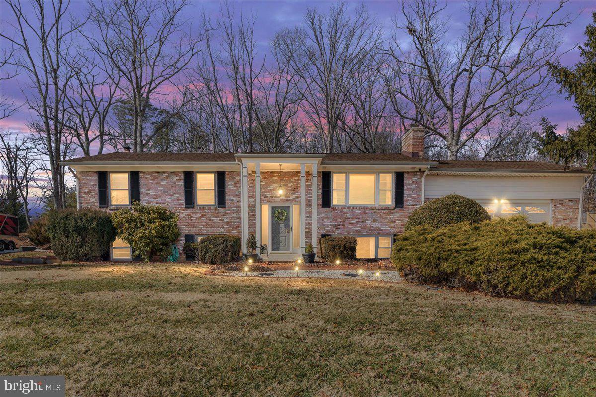 6670 Kelly Road Warrenton, VA 20187 - Photo 1 of 92