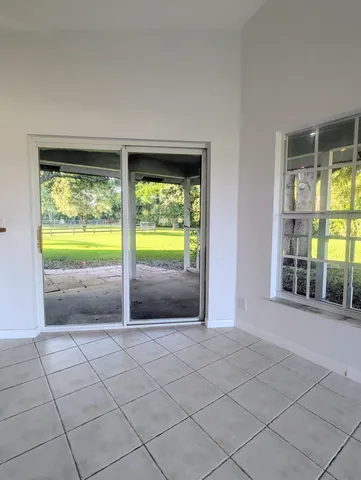 $2,000 | 819 Cindy Cir Lane, Wellington, FL 33414