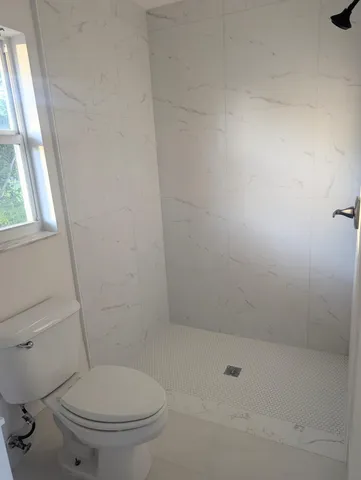 $2,000 | 819 Cindy Cir Lane, Wellington, FL 33414