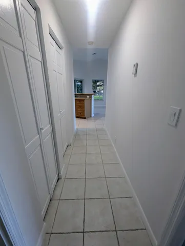 $2,000 | 819 Cindy Cir Lane, Wellington, FL 33414