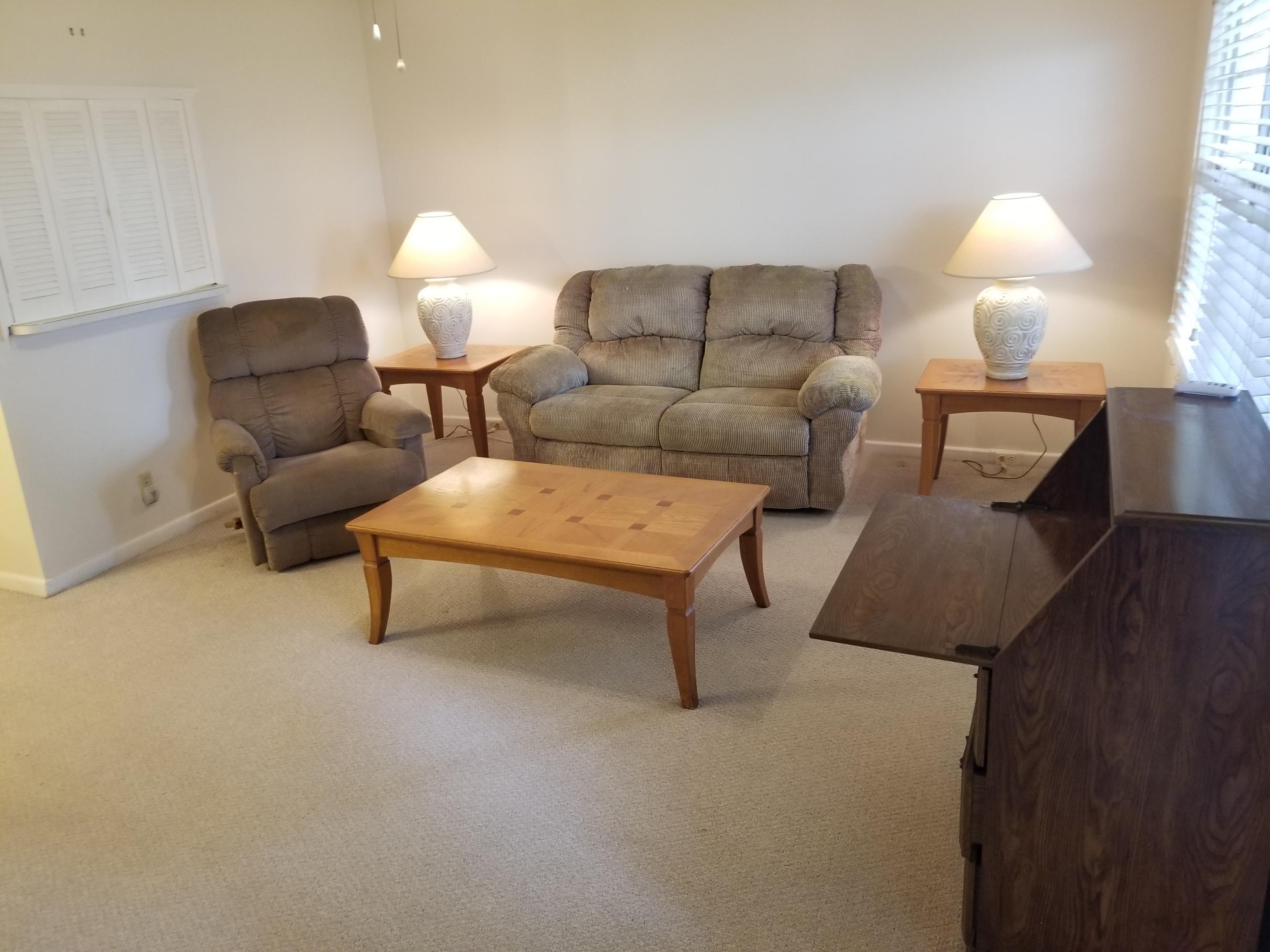 348 Brighton I, Unit 348 Boca Raton, FL 33434 - Photo 3 of 27 20190318_135318