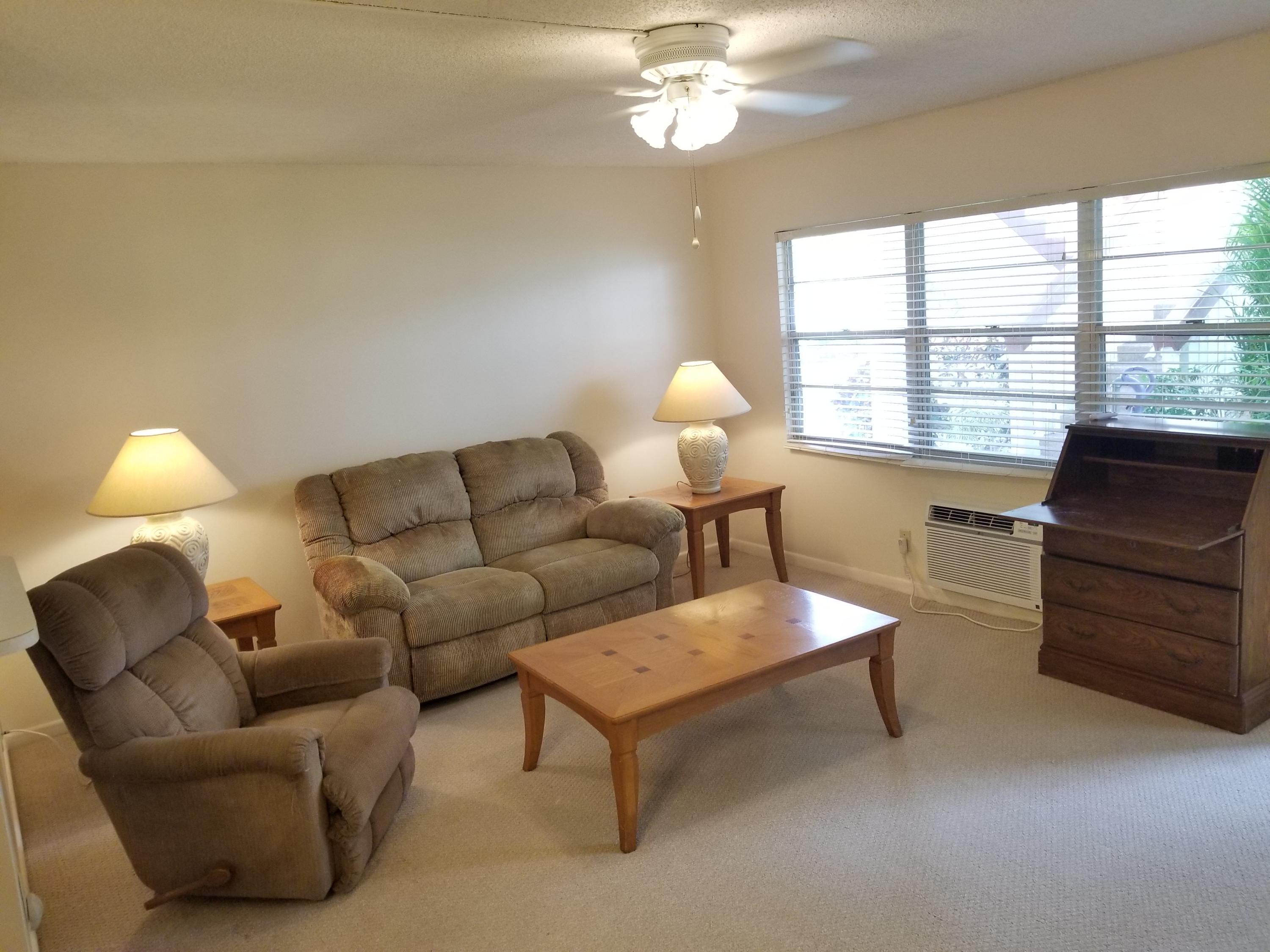 348 Brighton I, Unit 348 Boca Raton, FL 33434 - Photo 4 of 27 20190318_135258