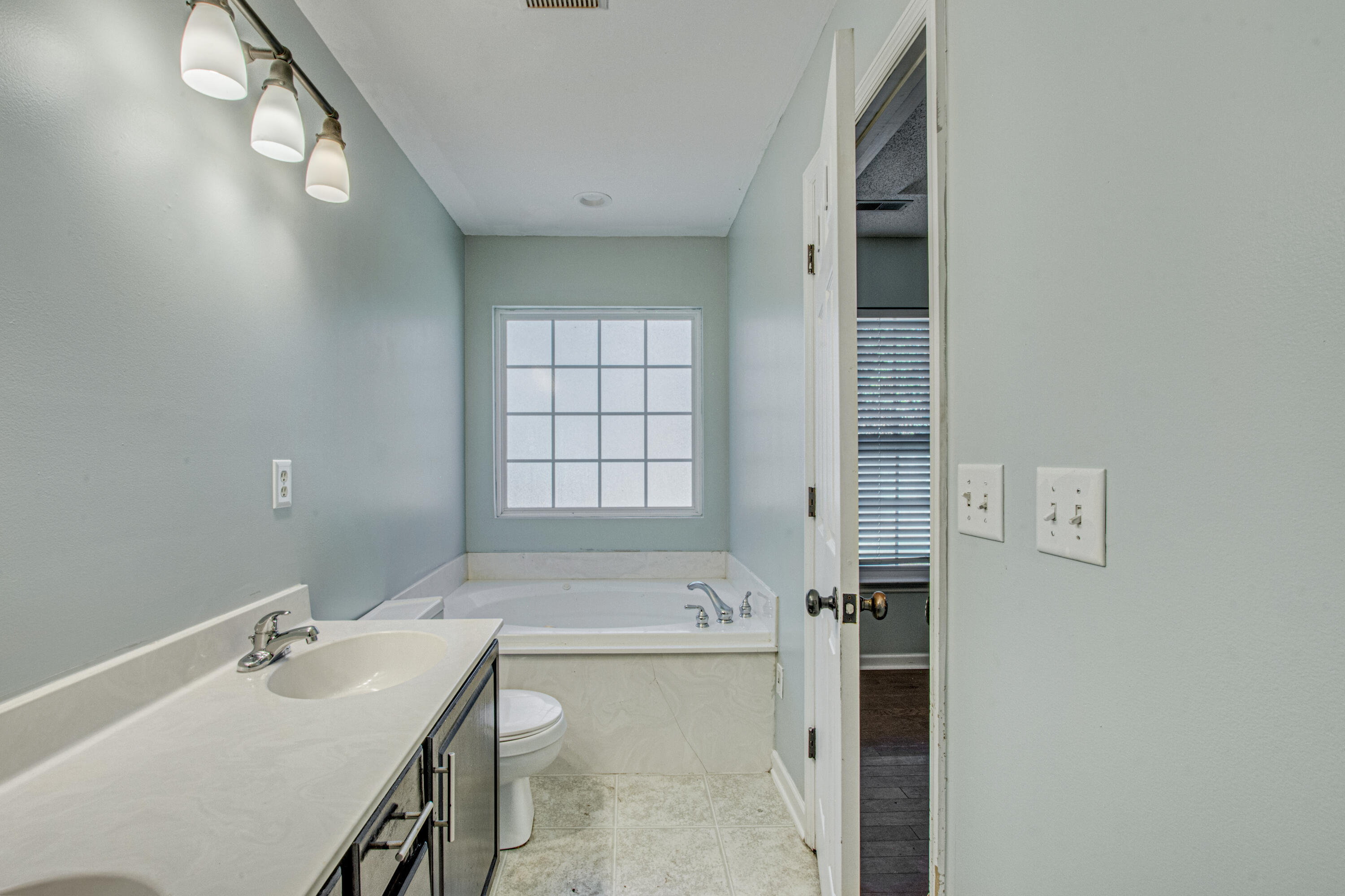 1225 Millbrook Road Summerville, SC 29486 - Photo 18 of 30 5