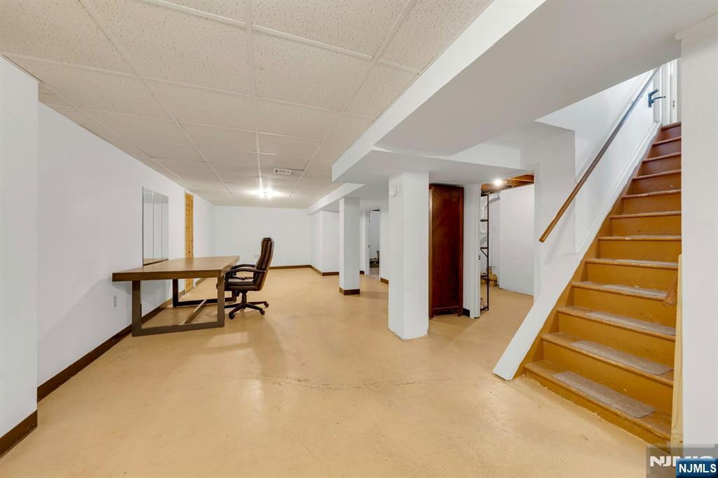 20 Kievit Road Wayne, NJ 07470 - Photo 32 of 49