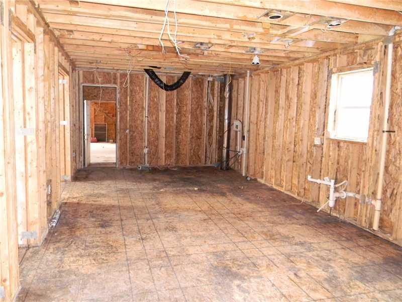 34 Sawmill Road Bradford, ME 04410 - Photo 7 of 33 Kitchen.