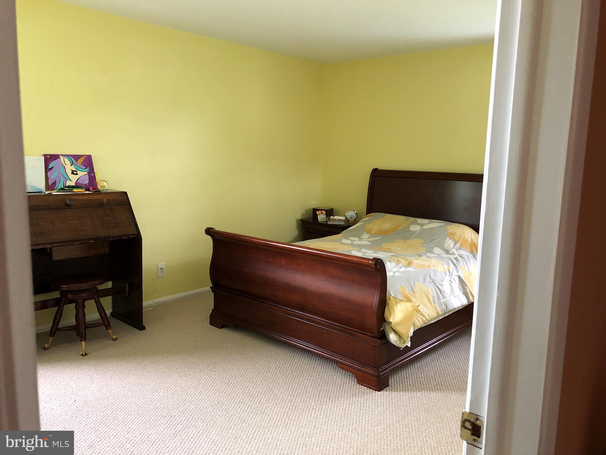 11993 Lockart Road Philadelphia, PA 19116 - Photo 8 of 12 Gallery Image 8