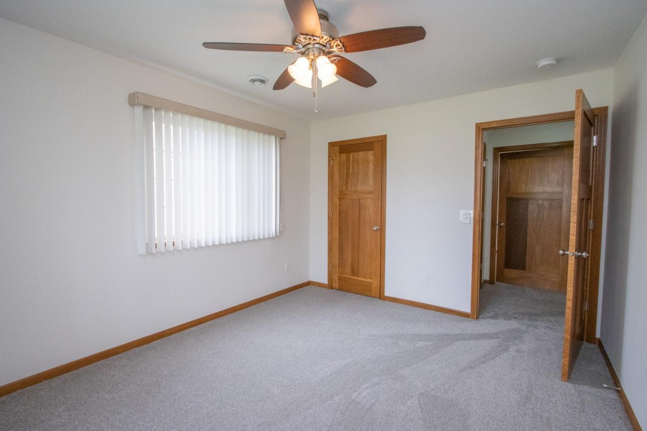 320 Gull Path Mankato, MN 56001 - Photo 17 of 24