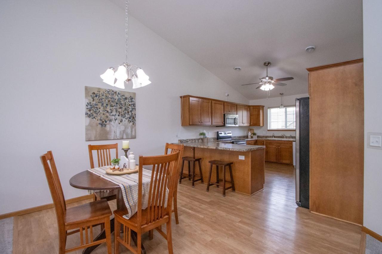 320 Gull Path Mankato, MN 56001 - Photo 7 of 24