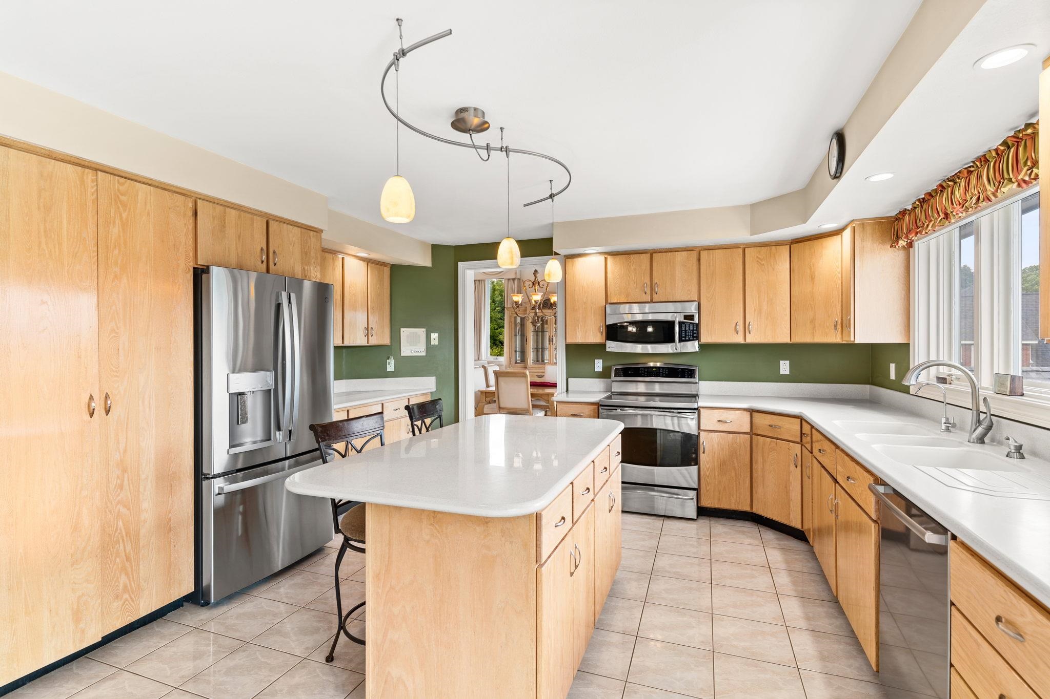 68 High Range Road Londonderry, NH 03053 - Photo 13 of 40