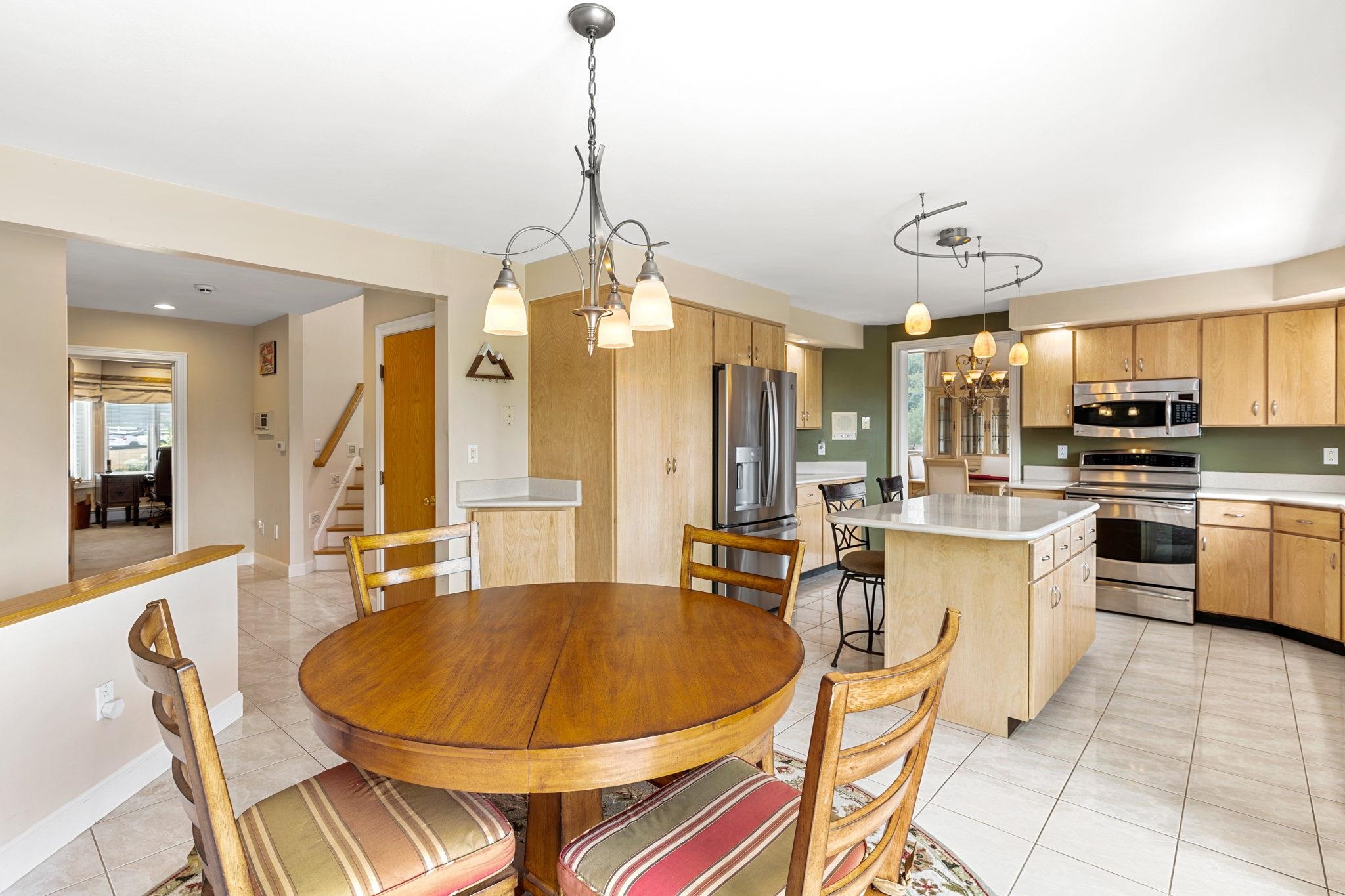 68 High Range Road Londonderry, NH 03053 - Photo 14 of 40