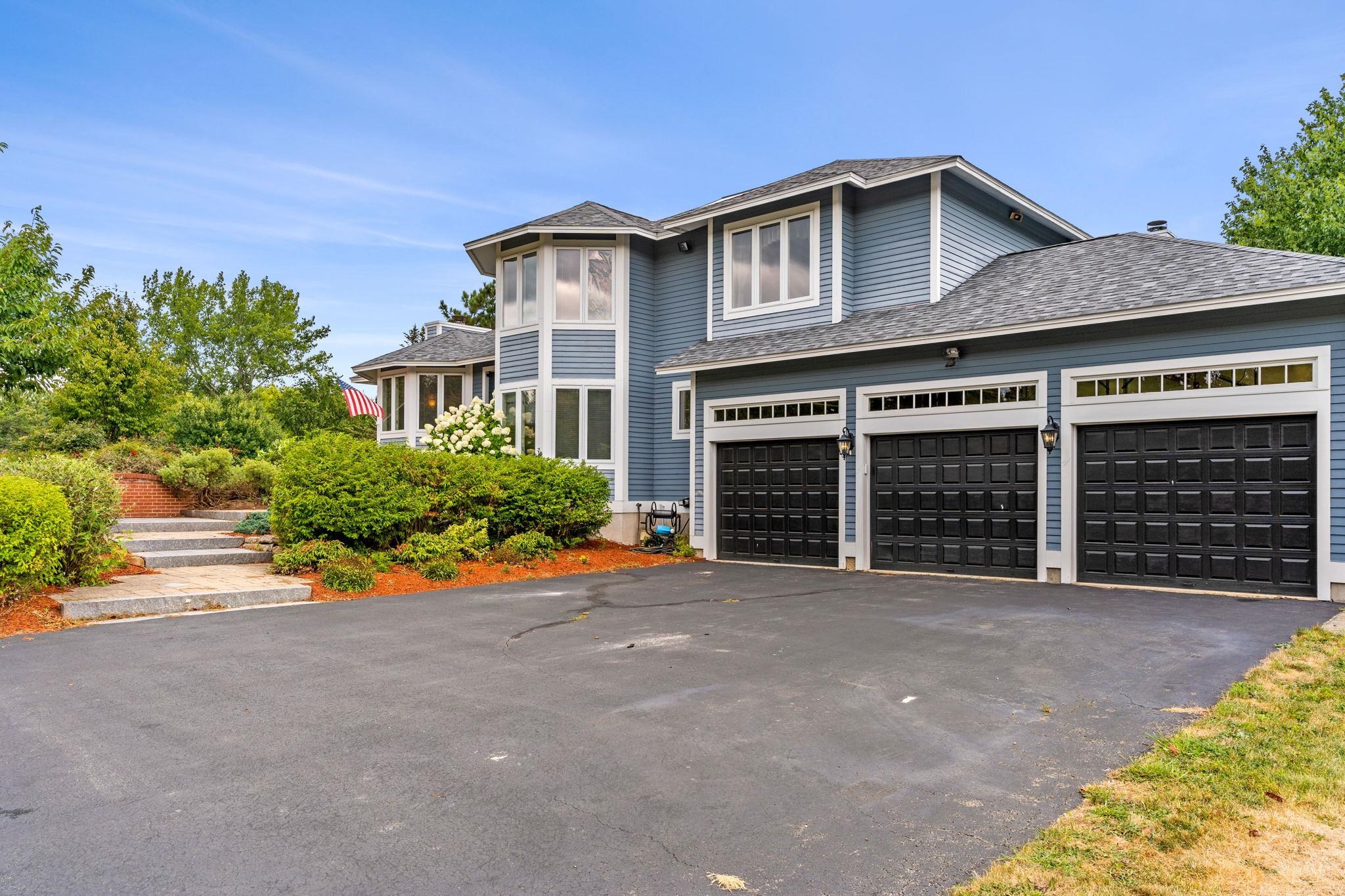 68 High Range Road Londonderry, NH 03053 - Photo 3 of 40