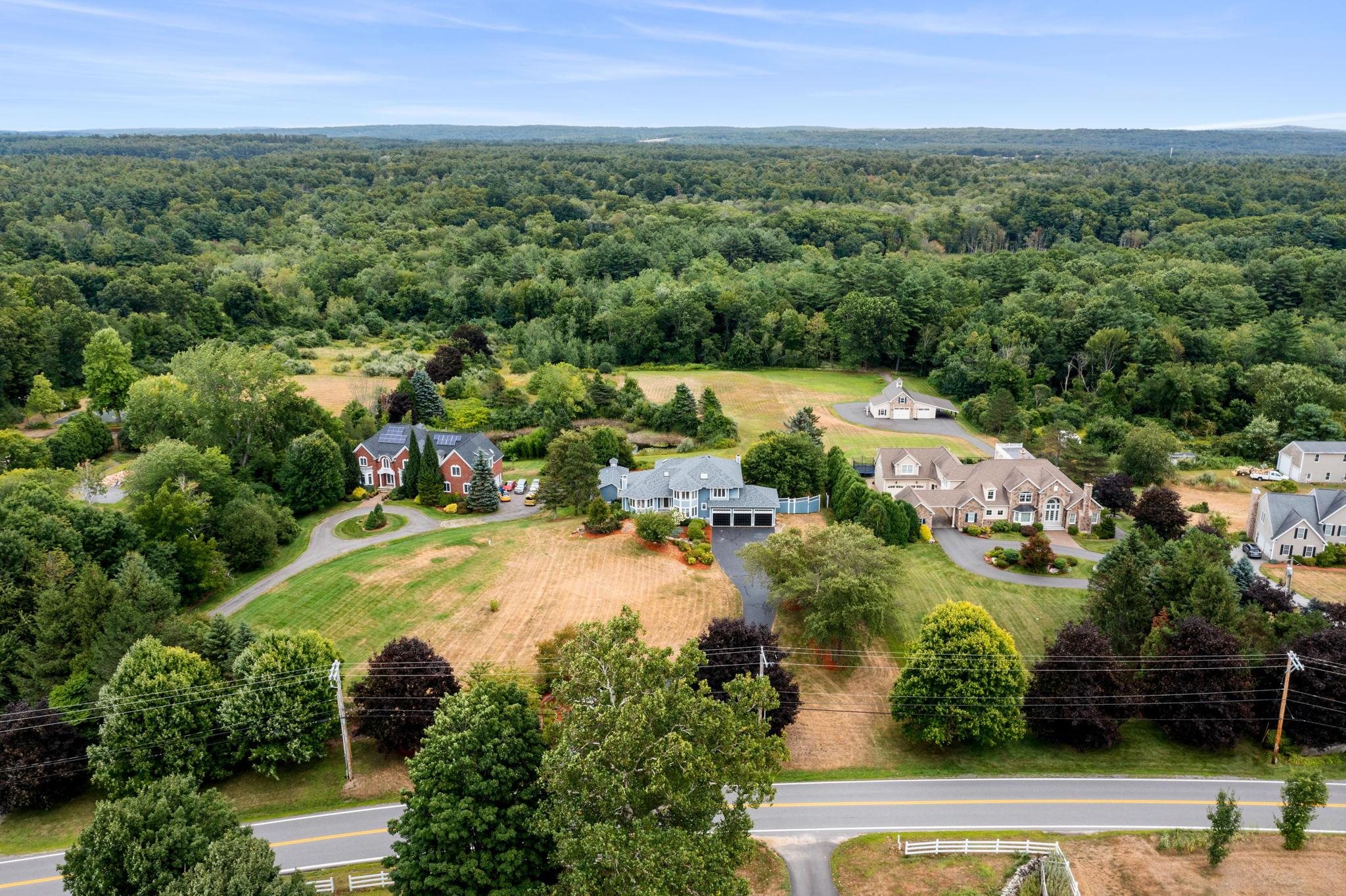 68 High Range Road Londonderry, NH 03053 - Photo 5 of 40