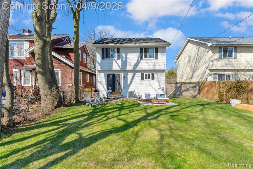 410 Stratford Road Ferndale, MI 48220 - Photo 28 of 38