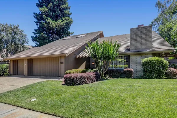 $729,000 | 2007 Jordan Hill Way, Gold River, CA 95670