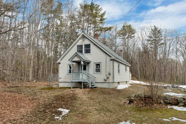 $325,000 | 9 Whispering Winds Way, Canaan, NH 03741