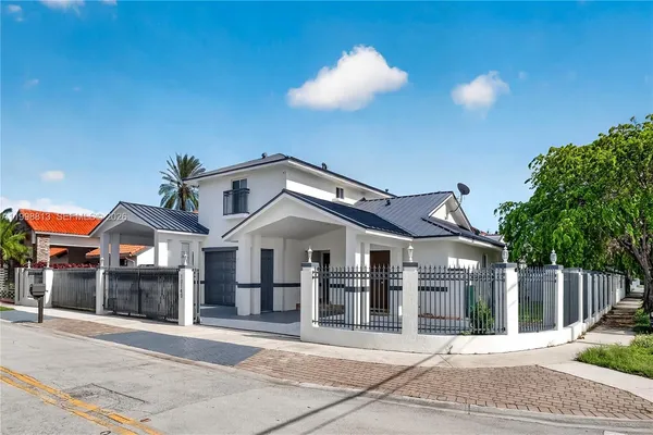 $1,100,000 | 10140 Southwest 26th Terrace, Miami, FL 33165