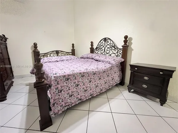 $1,100,000 | 10140 Southwest 26th Terrace, Miami, FL 33165