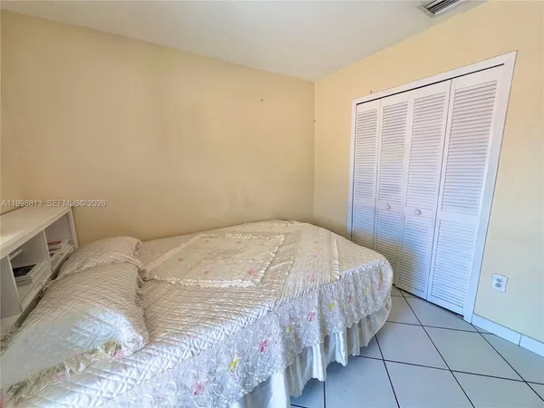 $1,100,000 | 10140 Southwest 26th Terrace, Miami, FL 33165