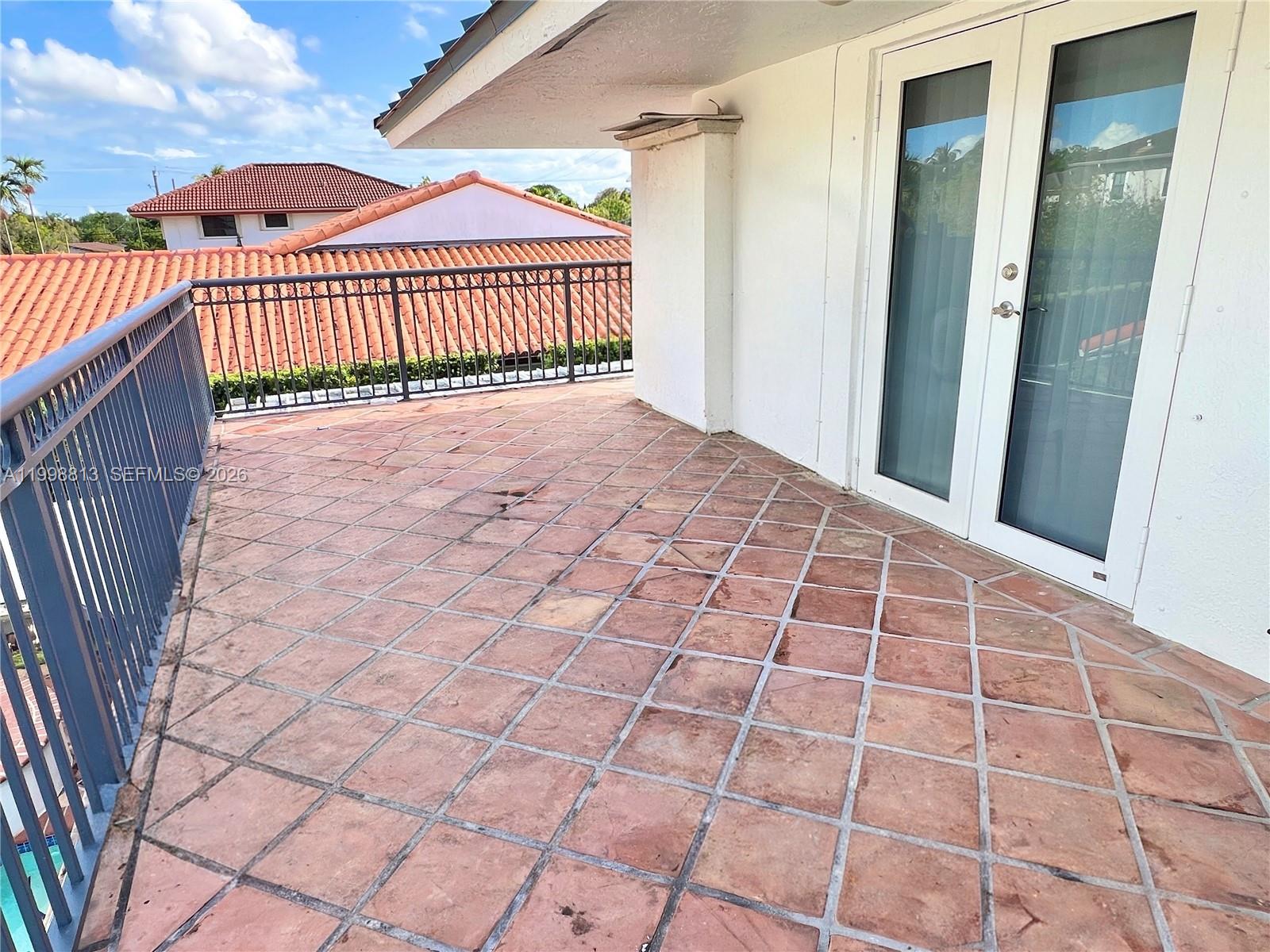 10140 Southwest 26th Terrace Miami, FL 33165 - Photo 18 of 70