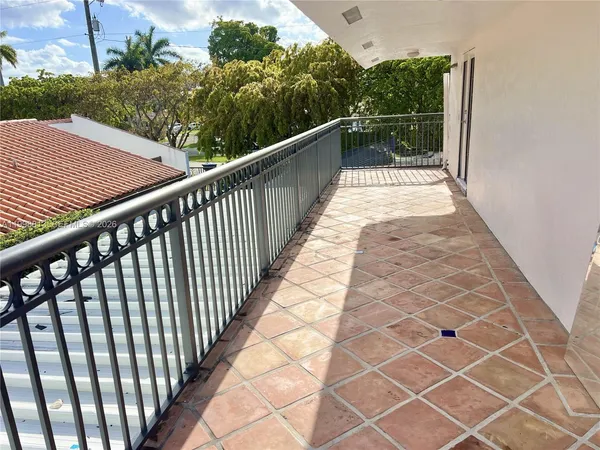 $1,100,000 | 10140 Southwest 26th Terrace, Miami, FL 33165
