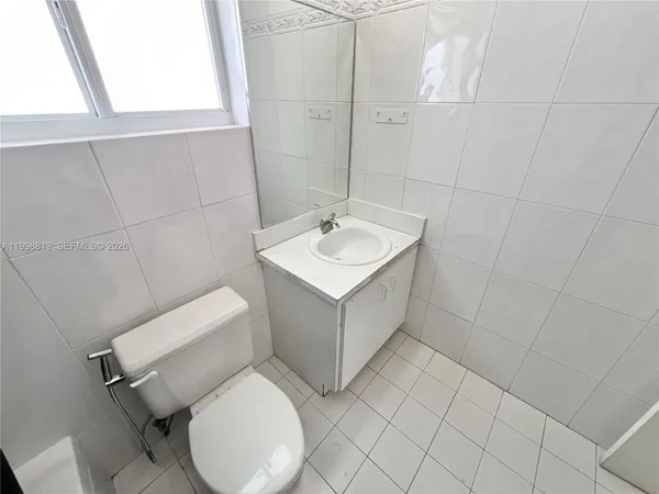 $1,100,000 | 10140 Southwest 26th Terrace, Miami, FL 33165