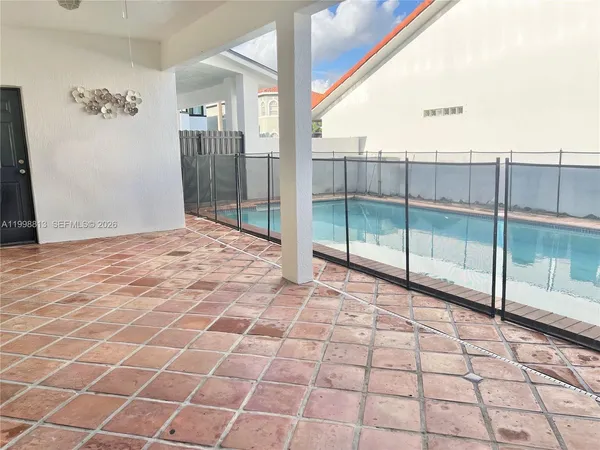 $1,100,000 | 10140 Southwest 26th Terrace, Miami, FL 33165