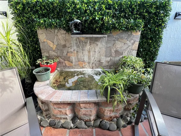 $1,100,000 | 10140 Southwest 26th Terrace, Miami, FL 33165